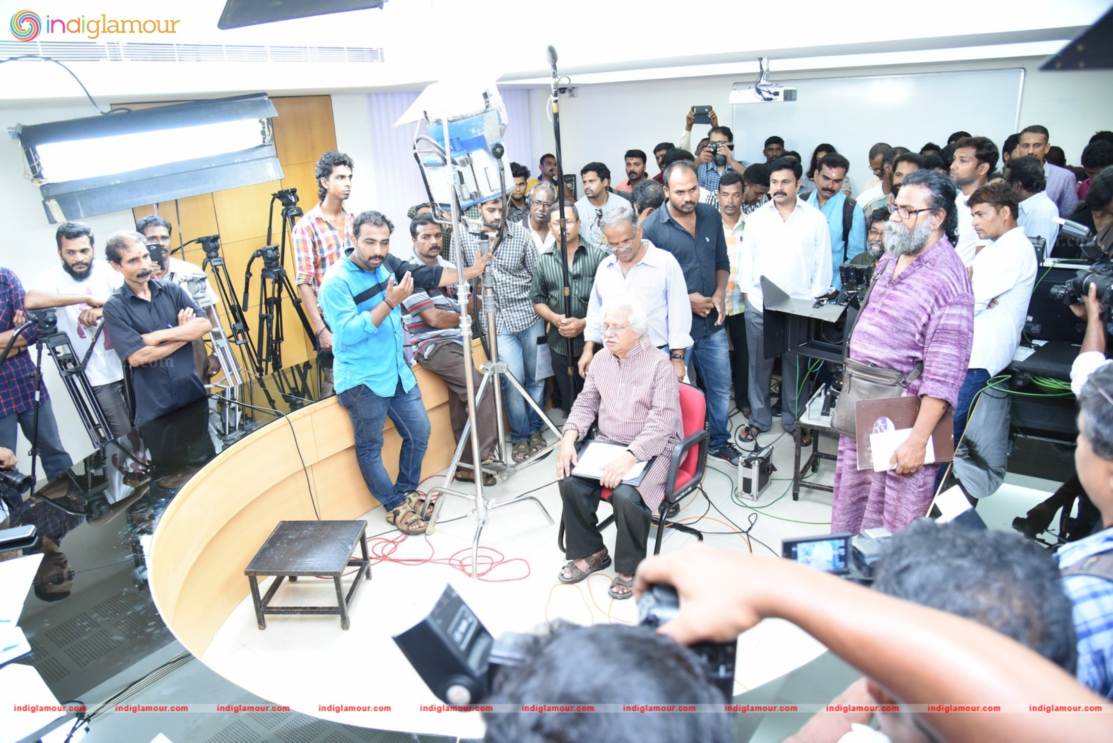 Pinneyum Movie Shooting Inauguration Event hd photo