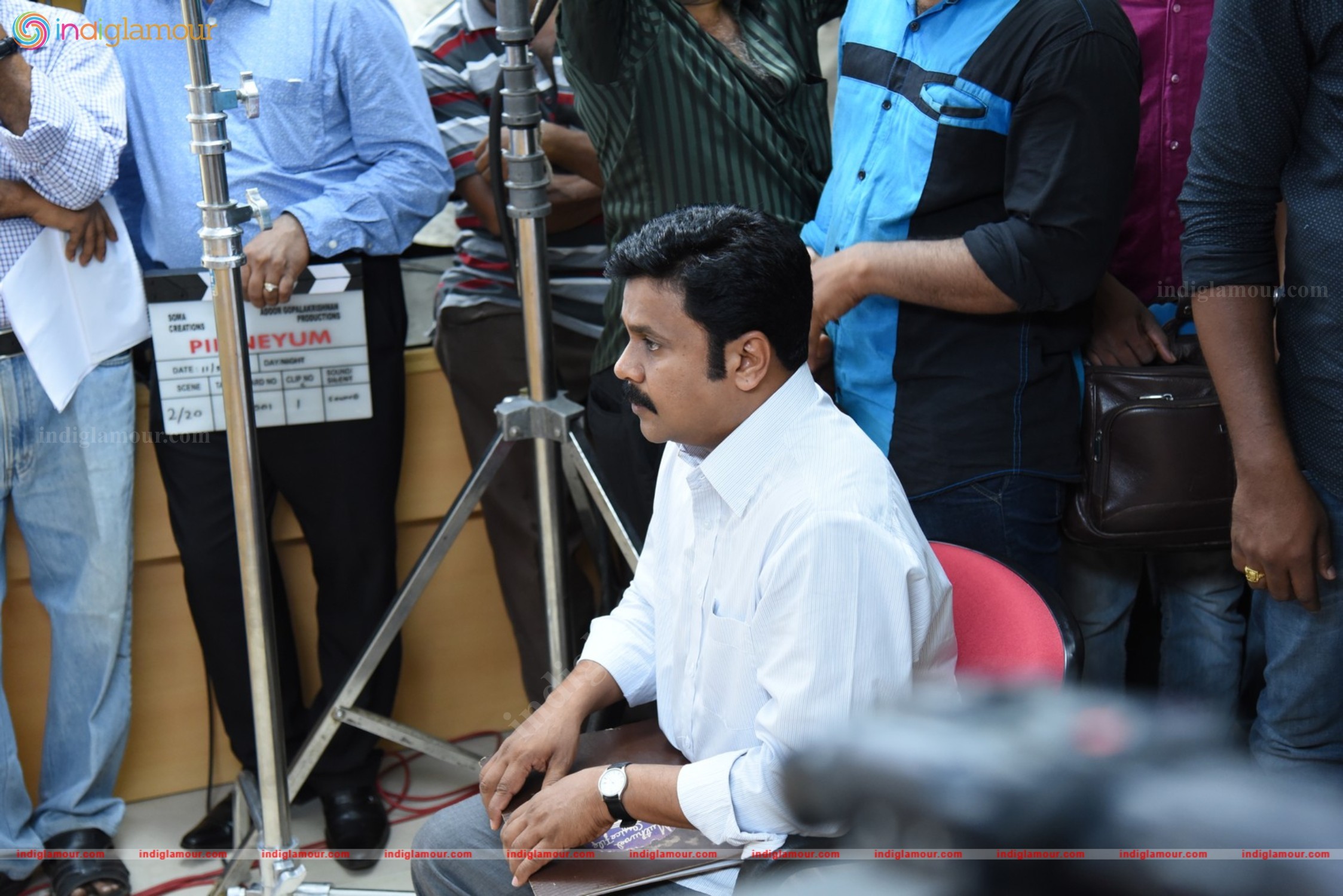 Pinneyum Movie Shooting Inauguration Event hd photo