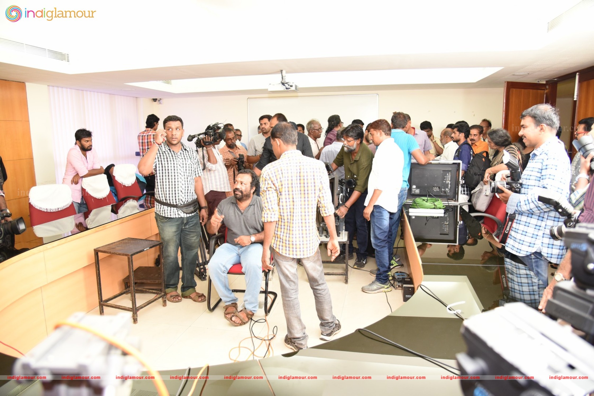 Pinneyum Movie Shooting Inauguration Event hd photo