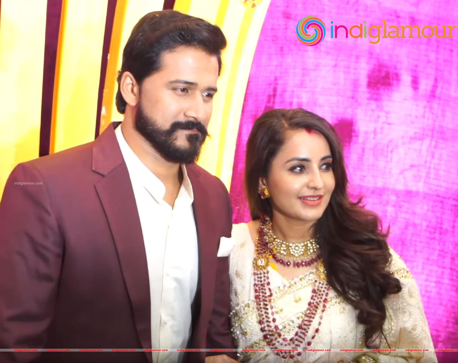 Bhama Actress Wedding Reception Event hd photo