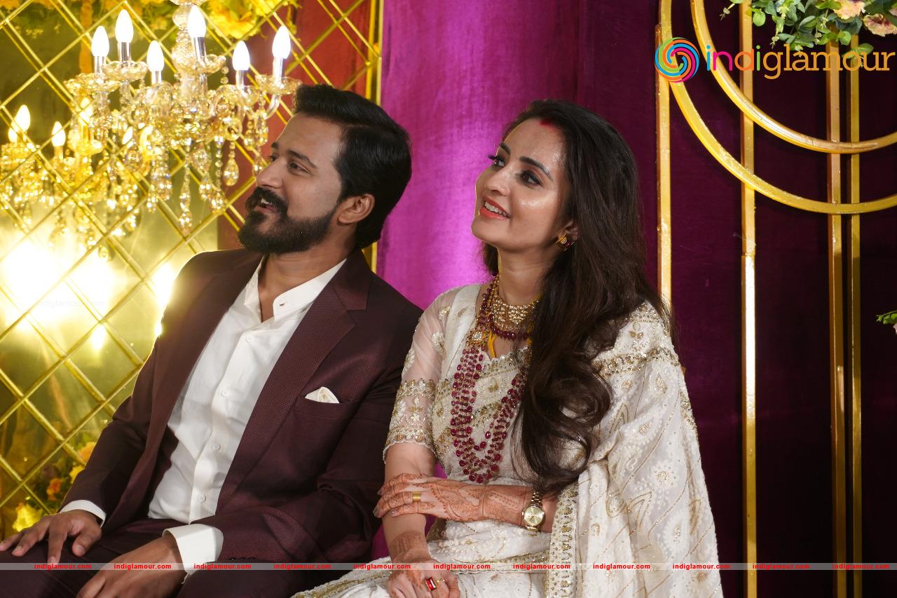 Bhama Actress Wedding Reception Event hd photo