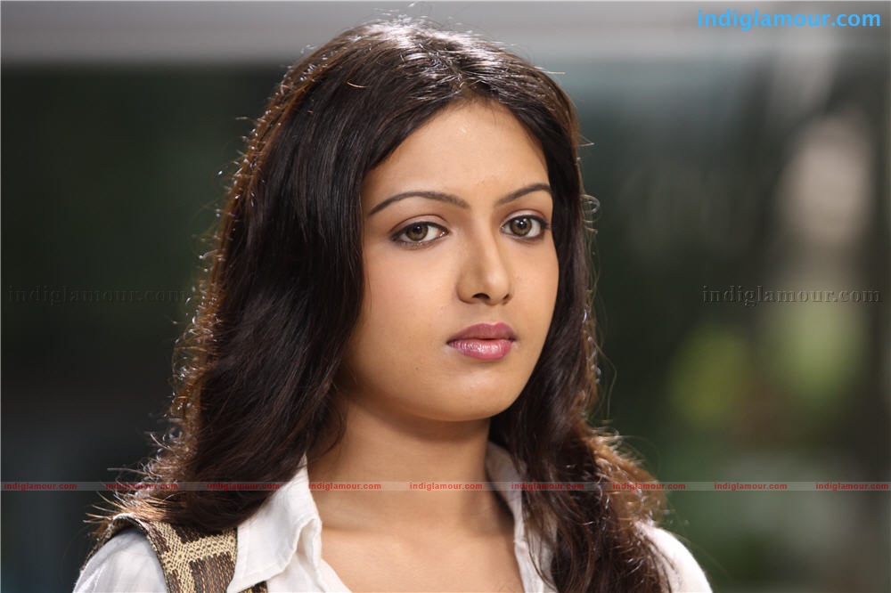 Katherine Theresa Actress hd photo