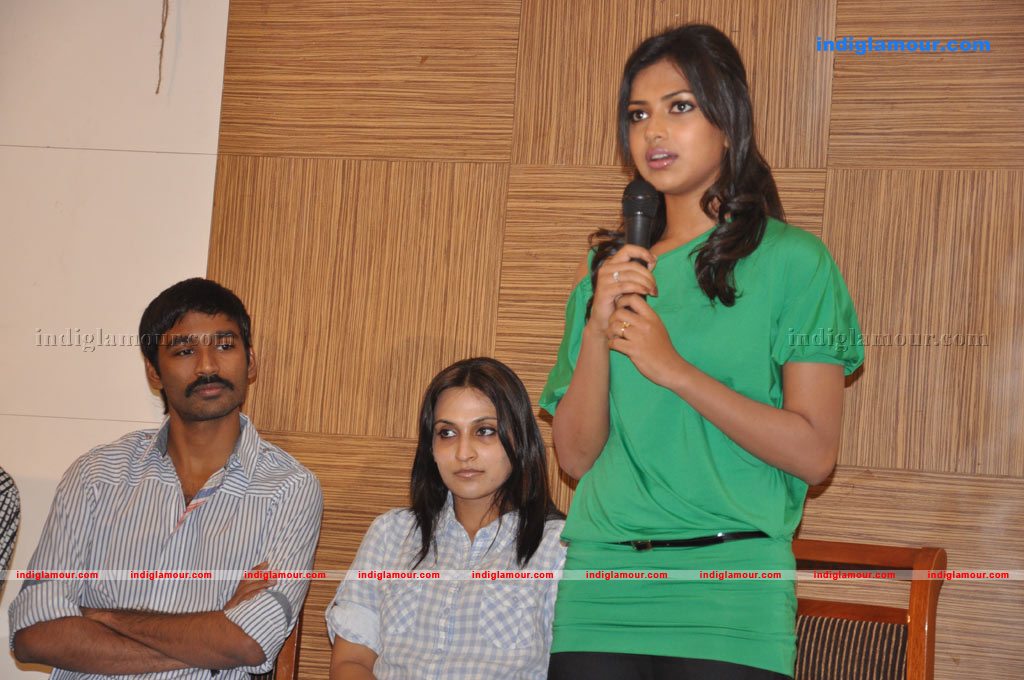 Amala Paul Actress hd photo