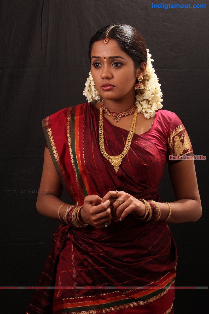Ananya Actress hd photo