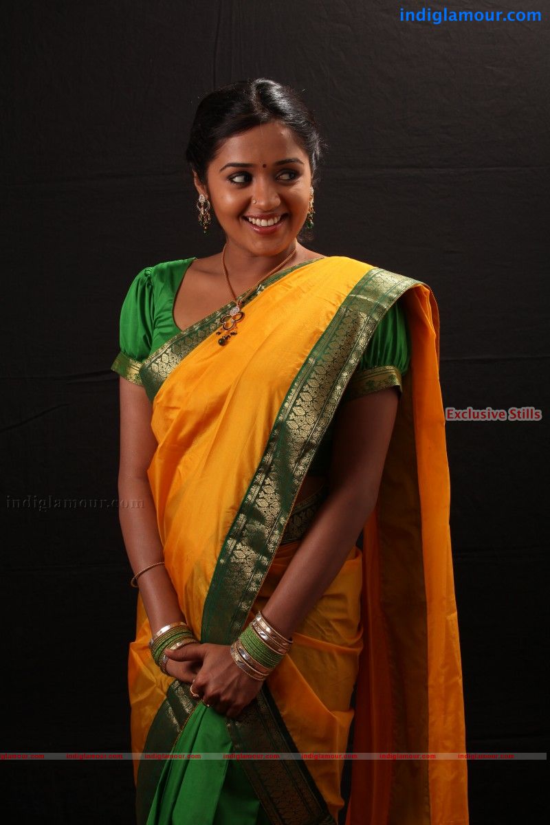 Ananya Actress hd photo