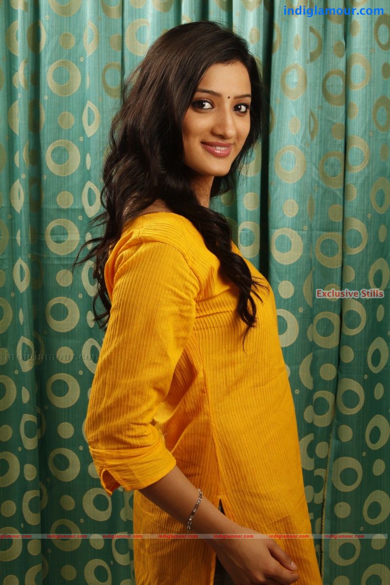 Richa Panai Actress hd photo