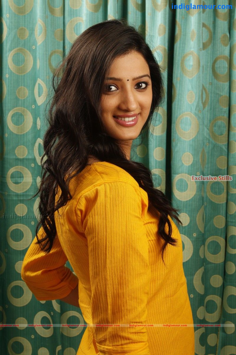 Richa Panai Actress hd photo