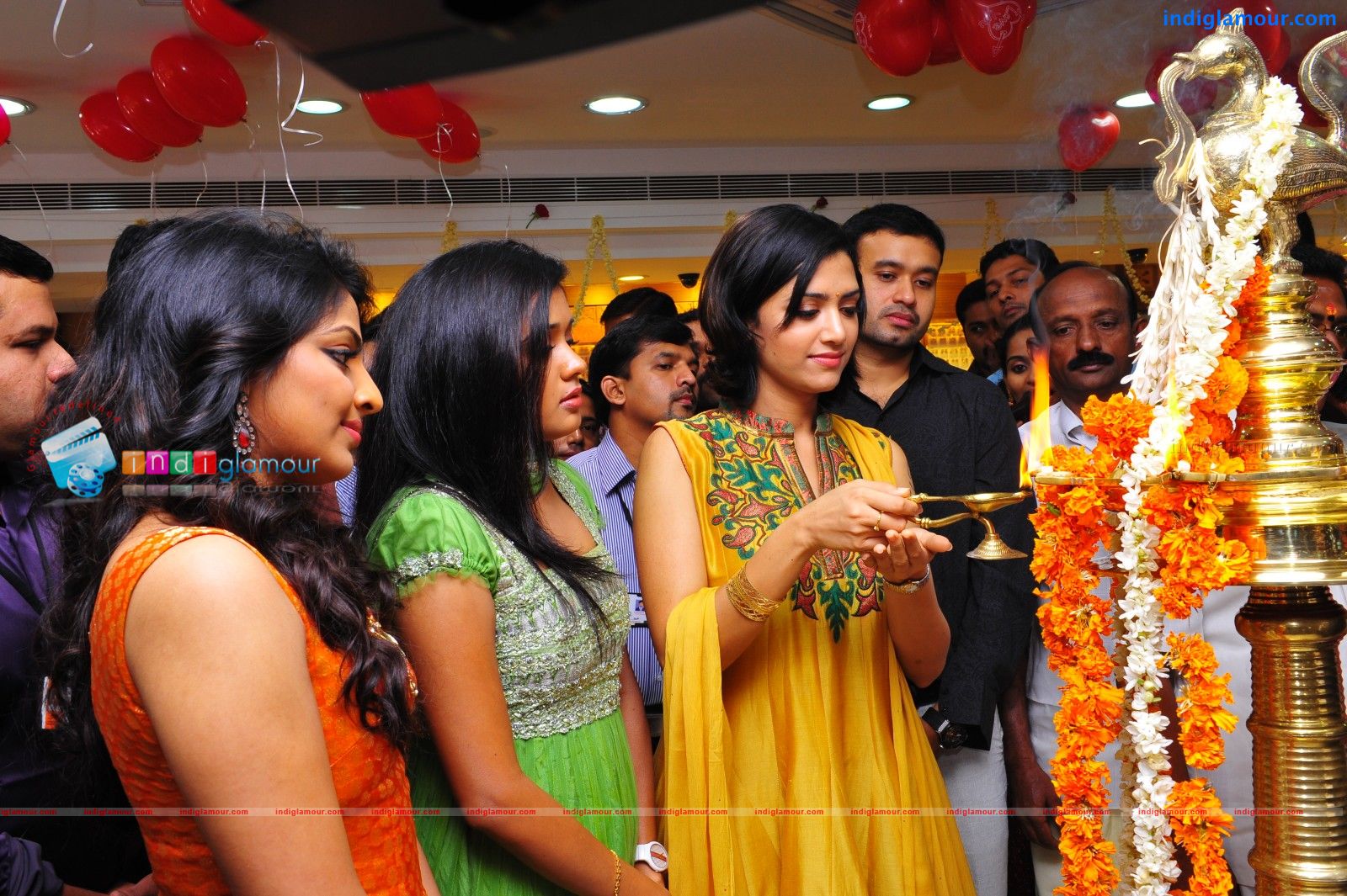 Ananya Actress hd photo