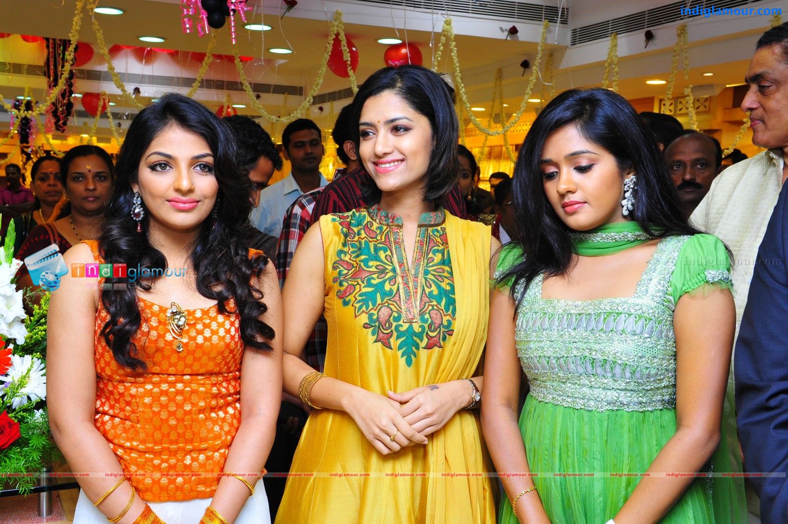 Ananya Actress hd photo