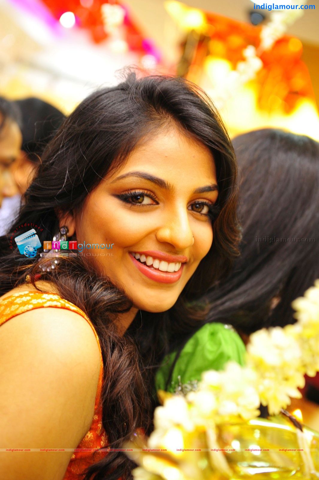 Mythili Actress hd photo