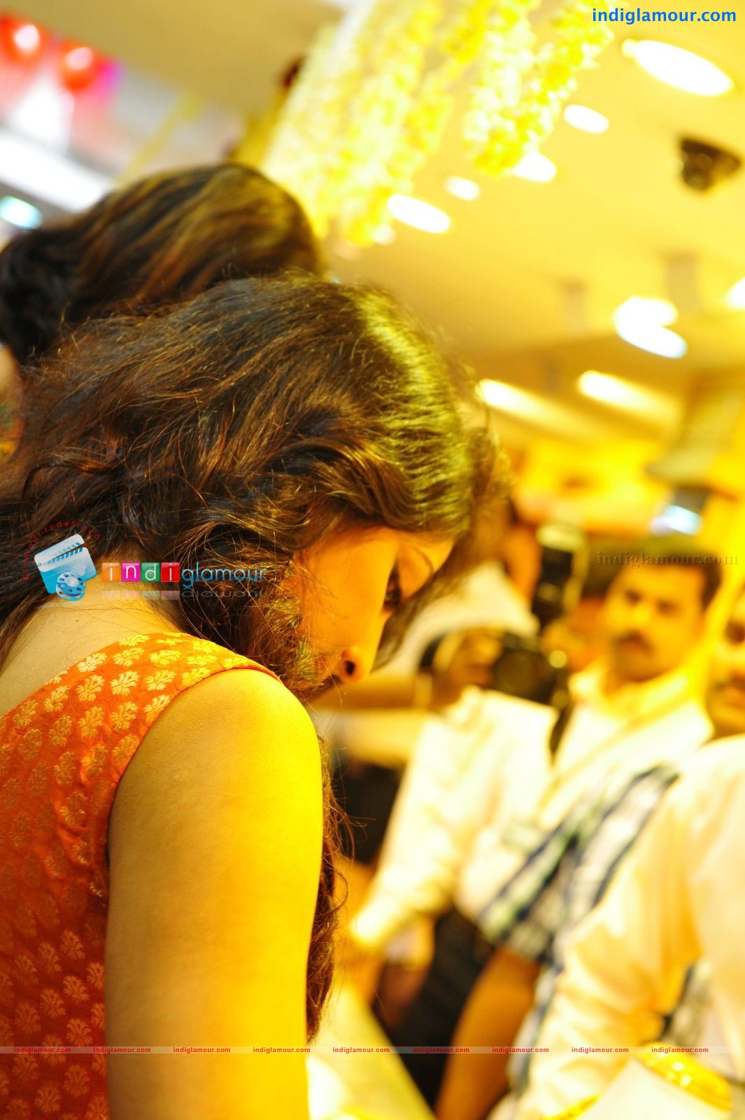 Mythili Actress hd photo