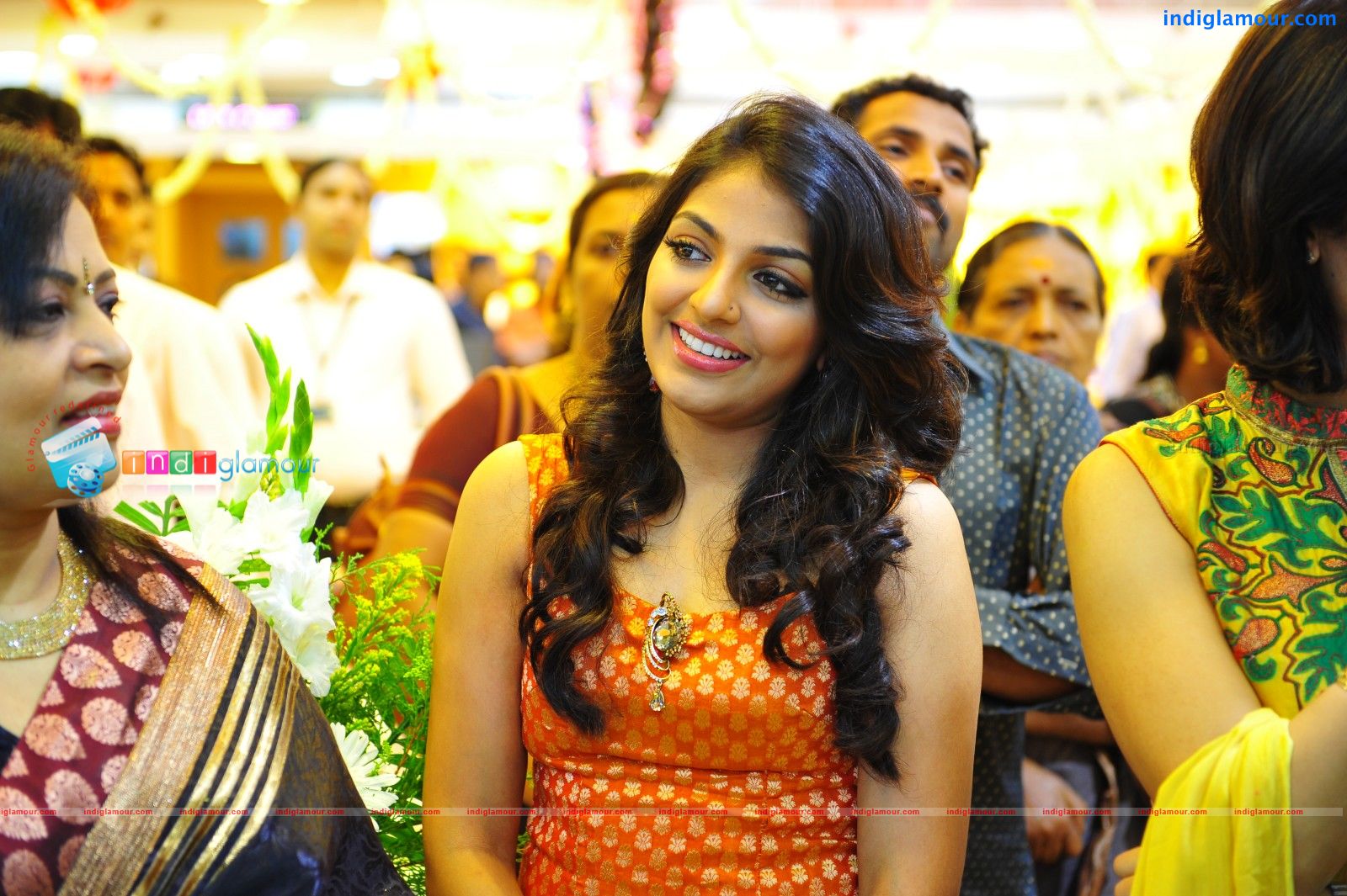 Mythili Actress hd photo