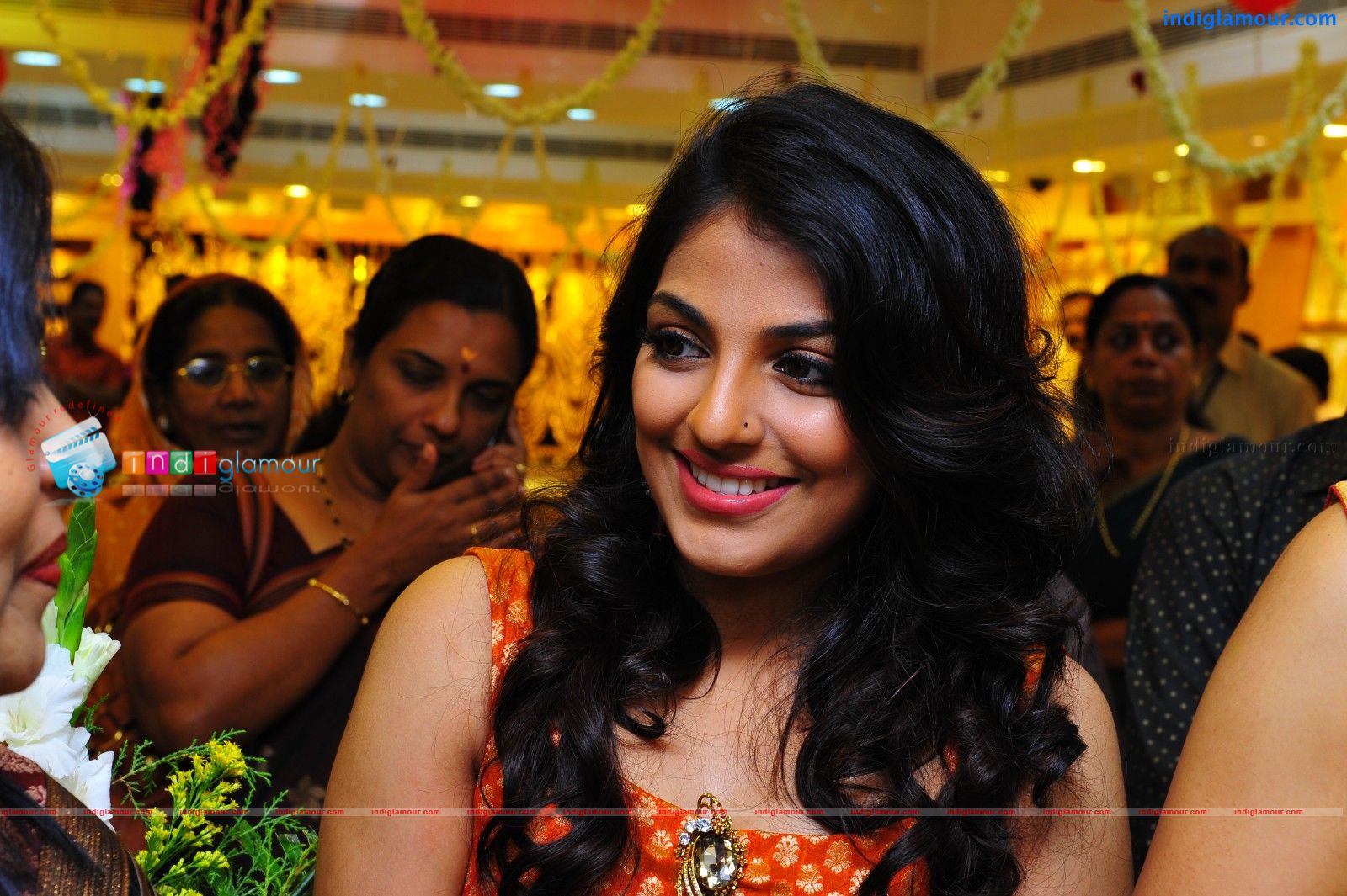 Mythili Actress hd photo