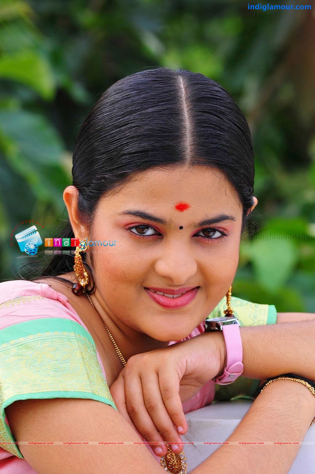 Srinidhi Actress hd photo