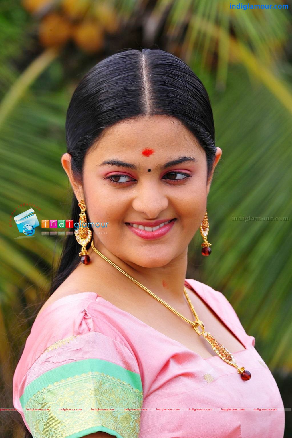 Srinidhi Actress hd photo