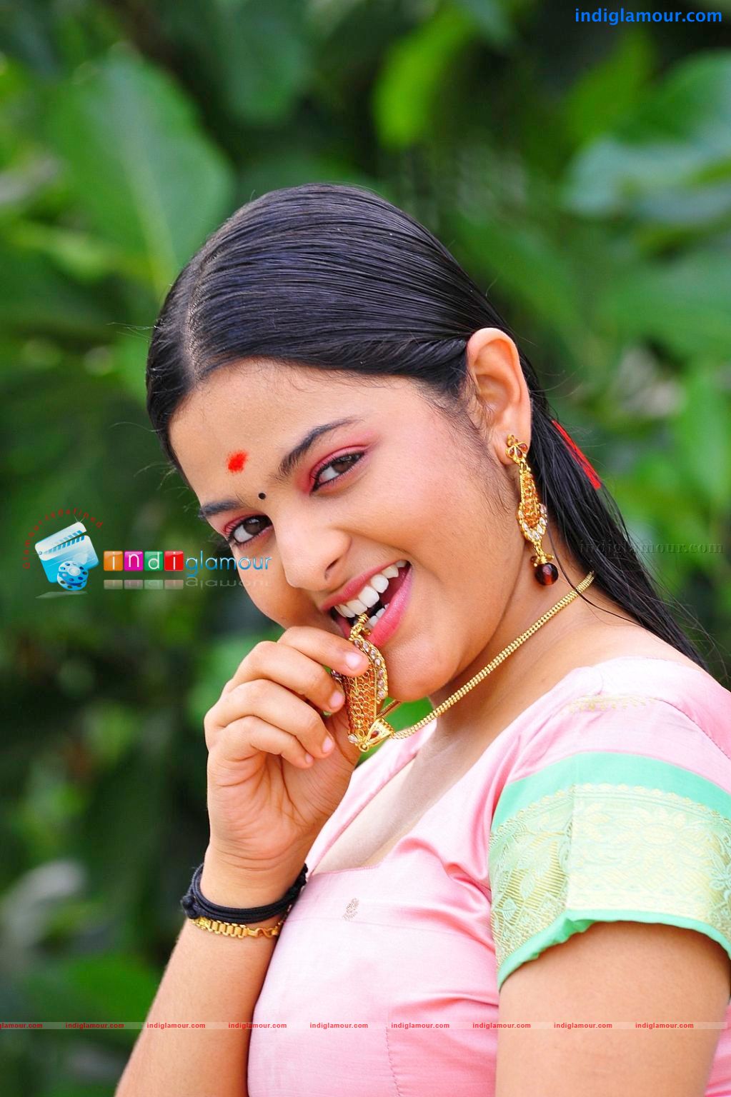 Srinidhi Actress hd photo