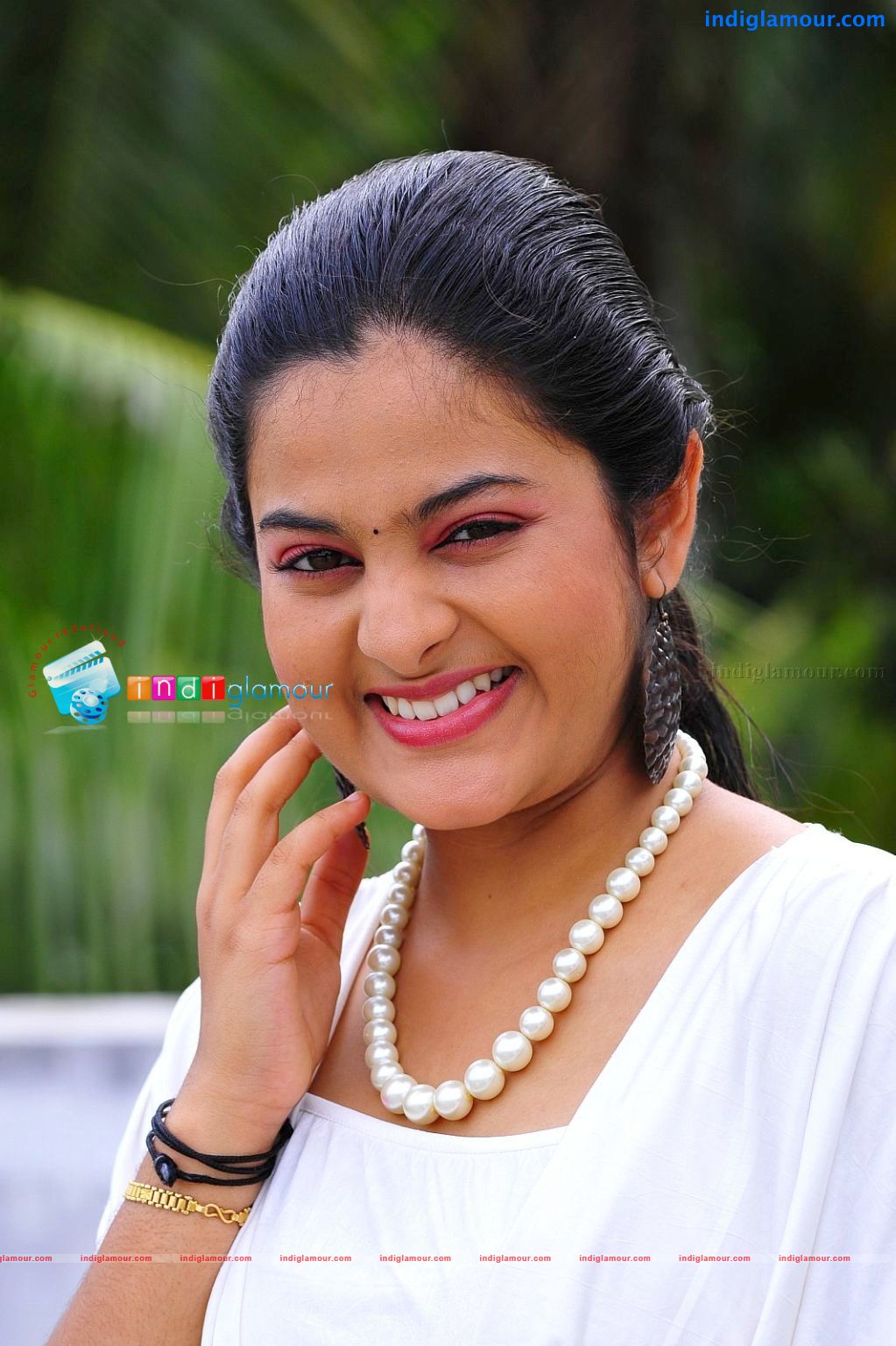 Srinidhi Actress hd photo