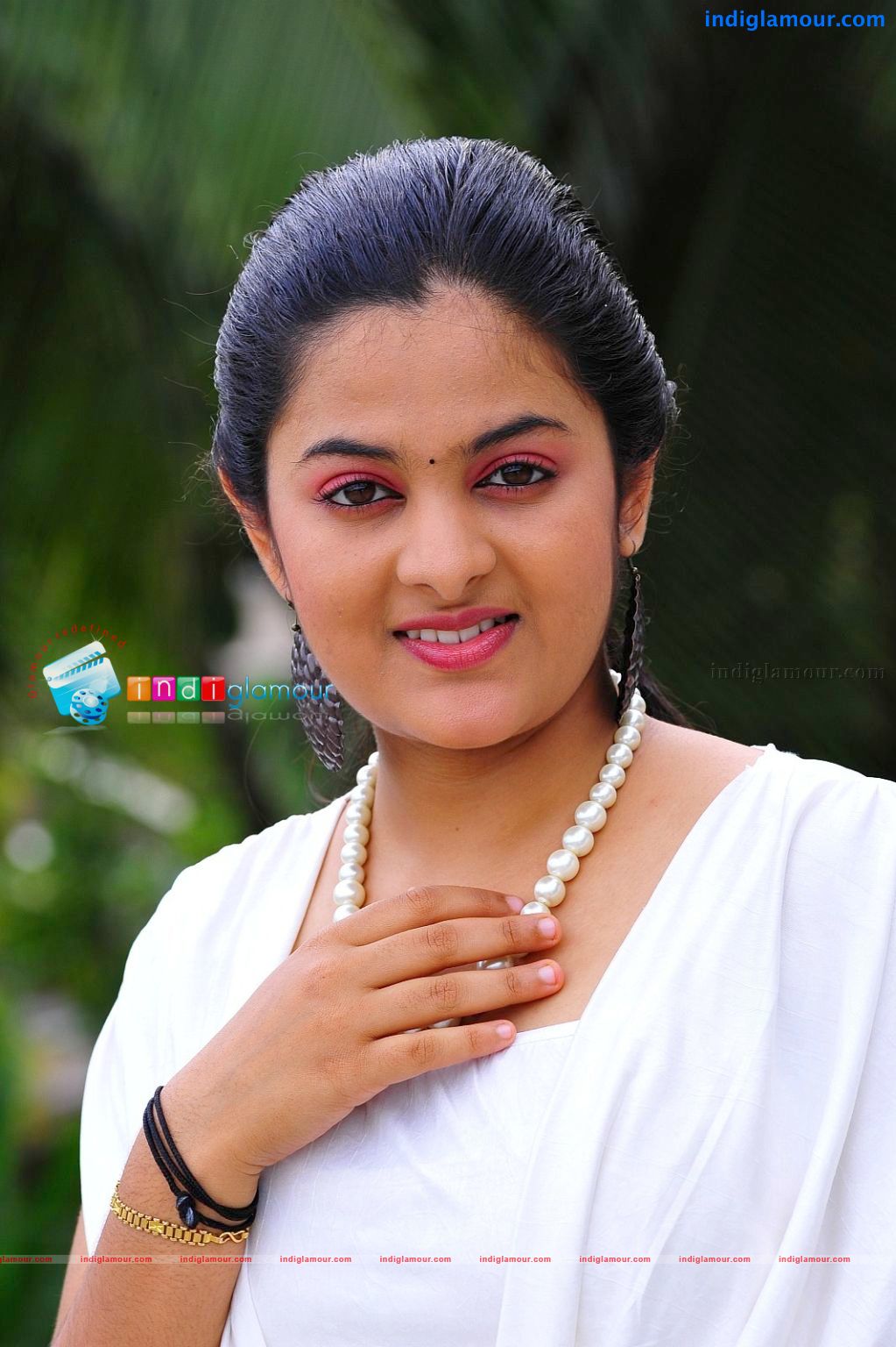Srinidhi Actress hd photo