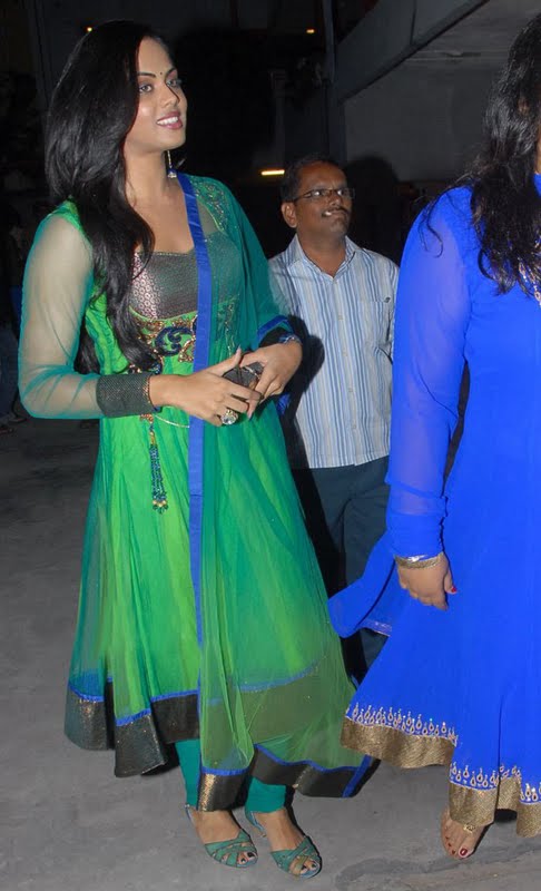 Karthika Nair Actress hd photo