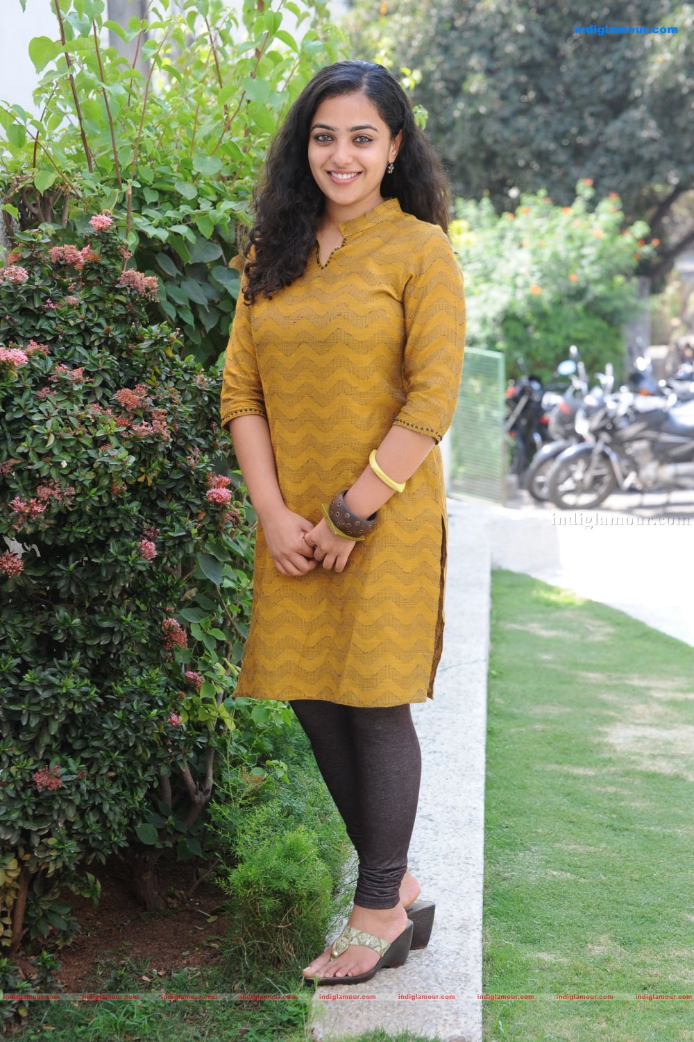 Nithya Menon Actress hd photo