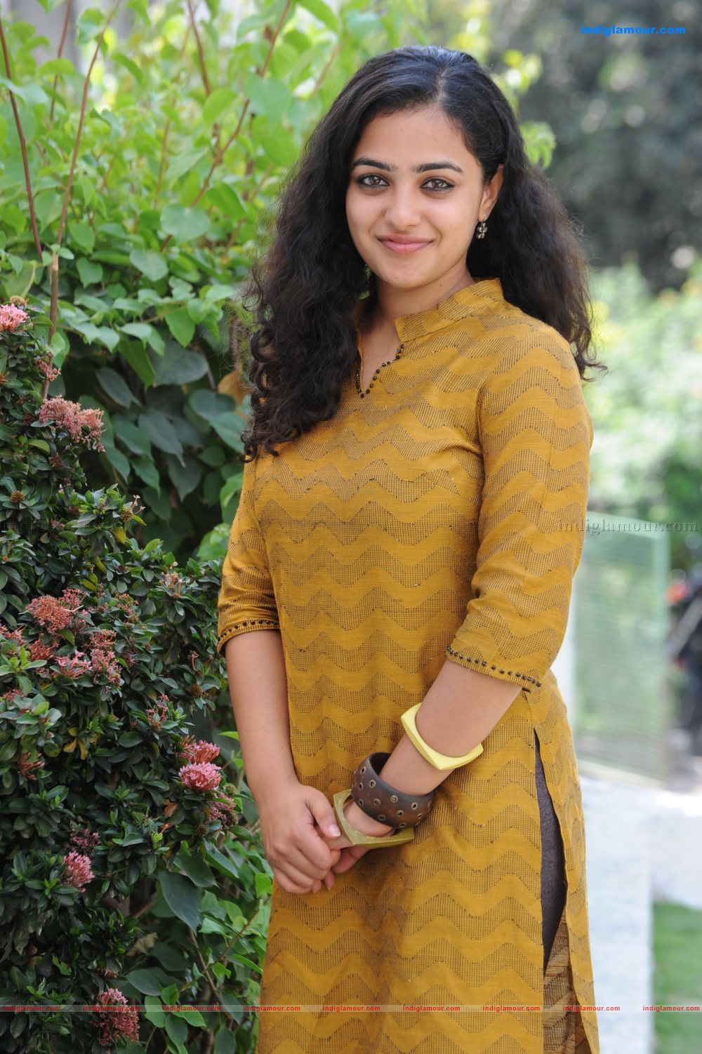 Nithya Menon Actress hd photo