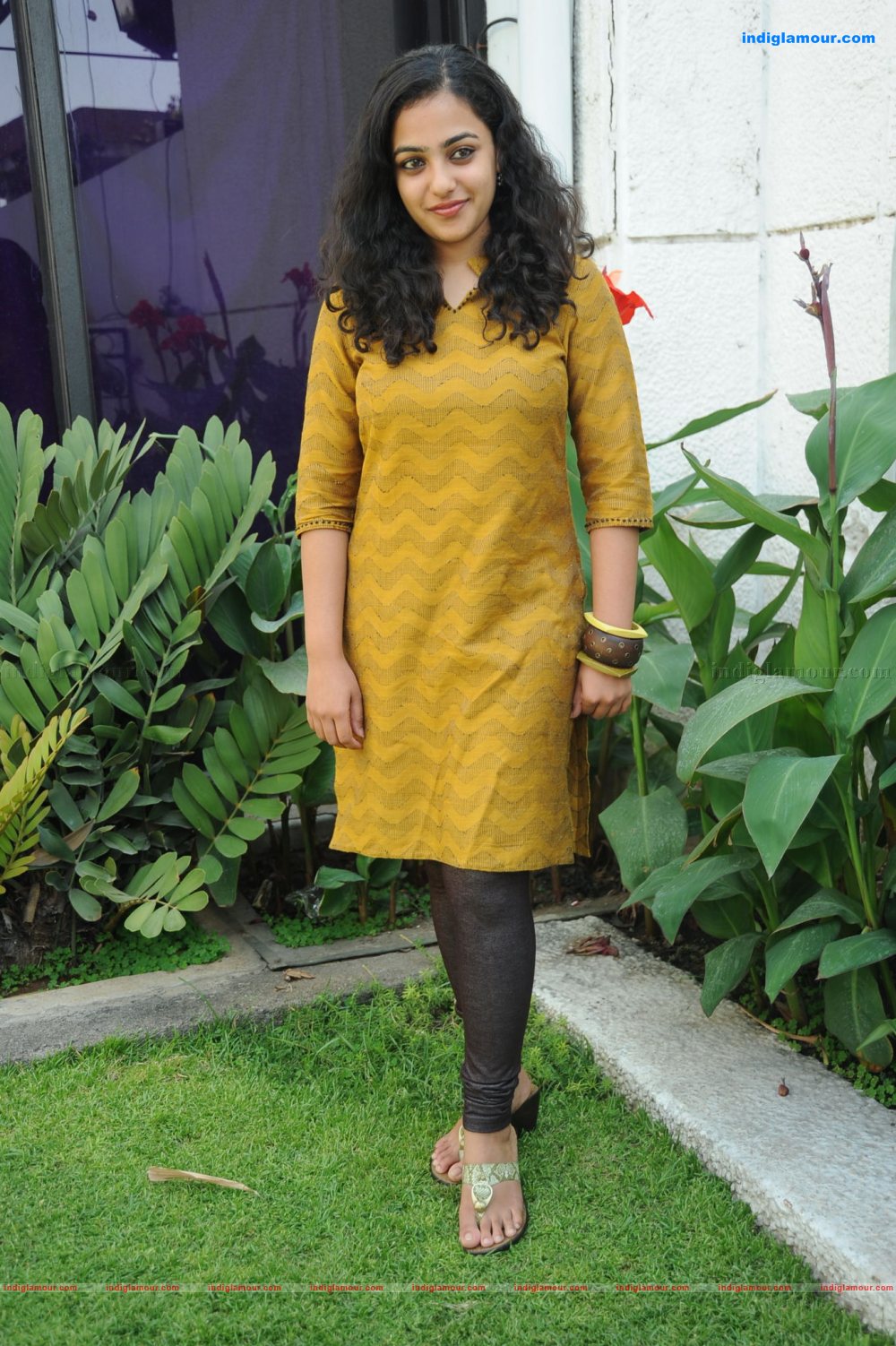 Nithya Menon Actress hd photo