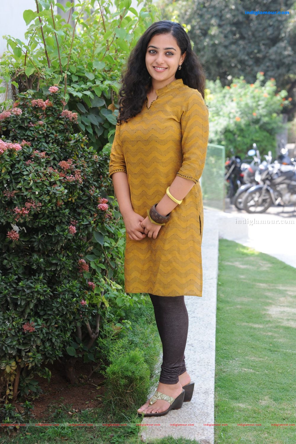 Nithya Menon Actress hd photo