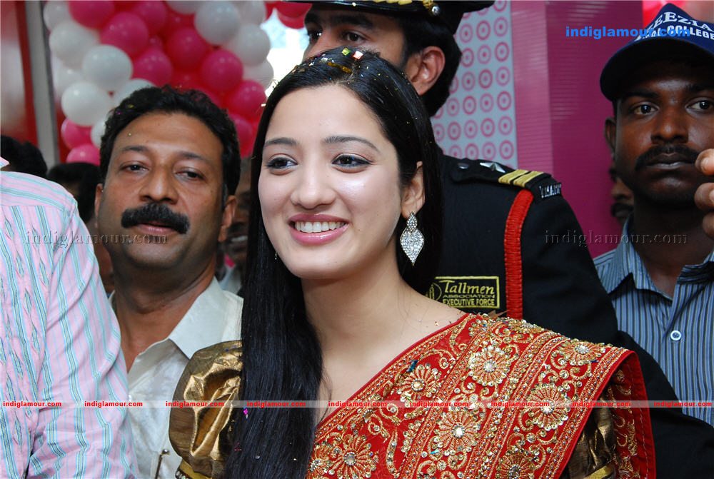 Richa Panai Actress hd photo