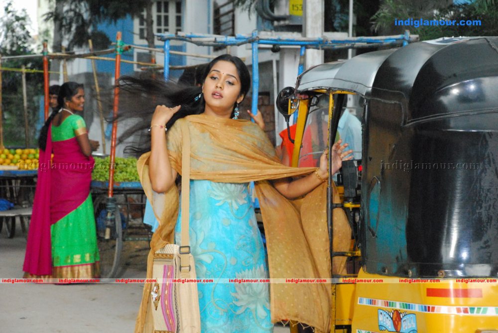 Ananya Actress hd photo