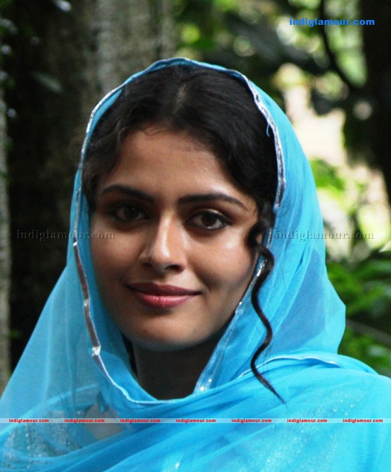 Dhanya Mary Varghese Actress hd photo