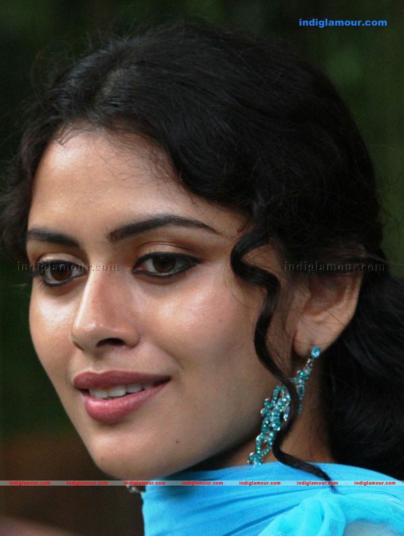 Dhanya Mary Varghese Actress hd photo