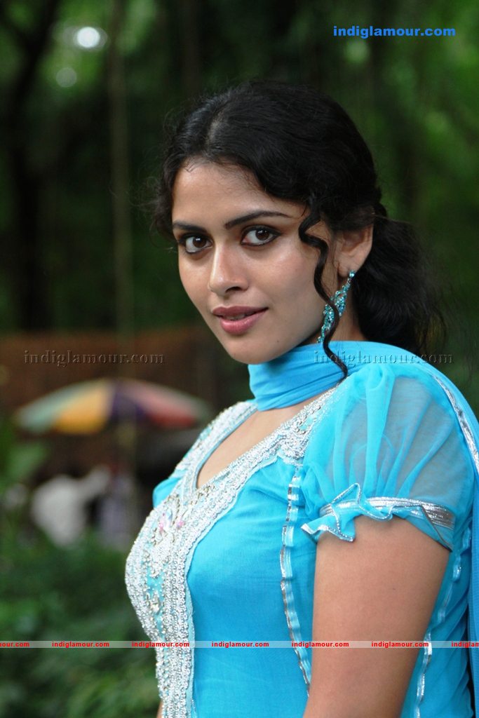 Dhanya Mary Varghese Actress hd photo