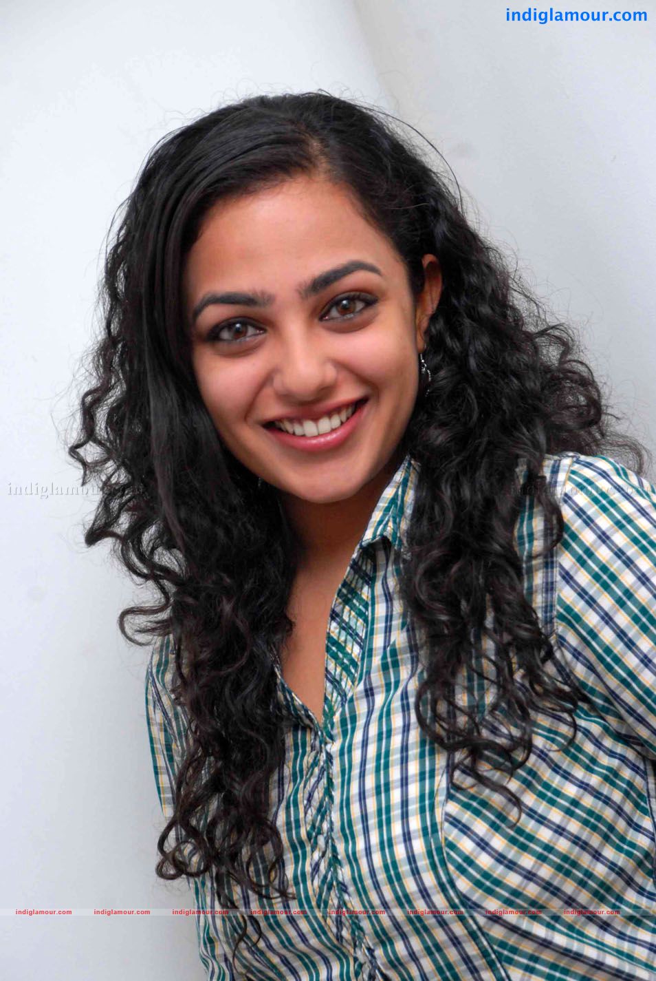 Nithya Menon Actress hd photo