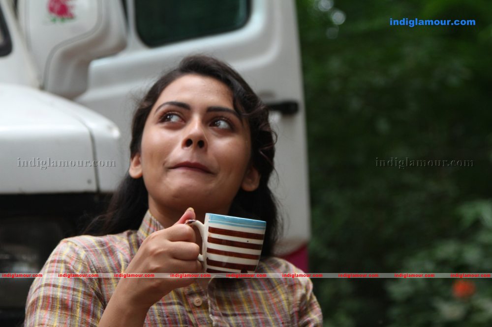 Dhanya Mary Varghese Actress hd photo
