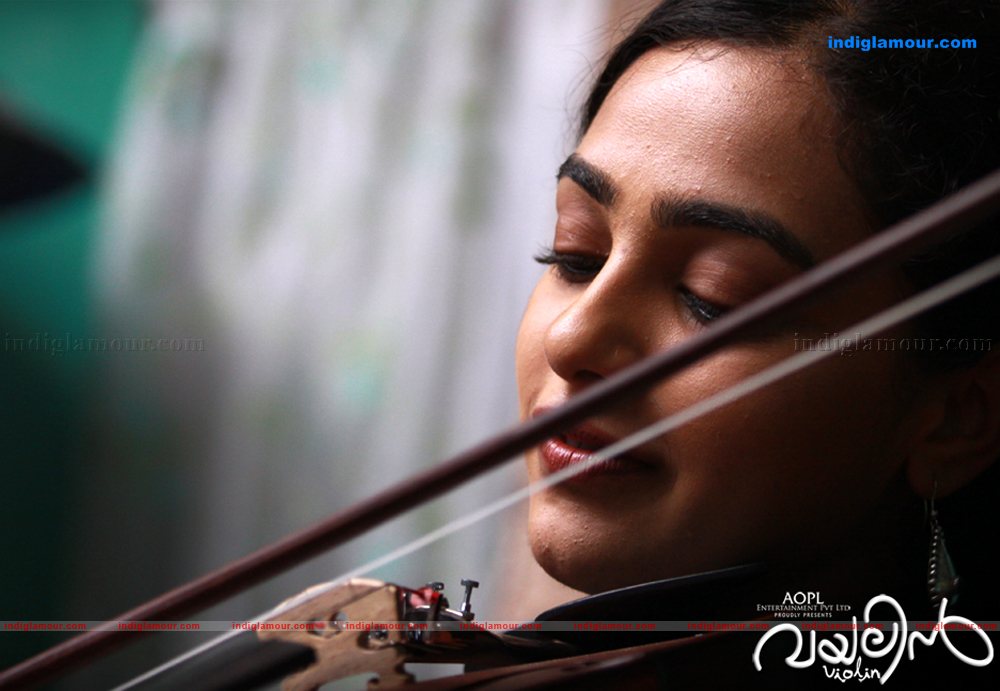Nithya Menon Actress hd photo
