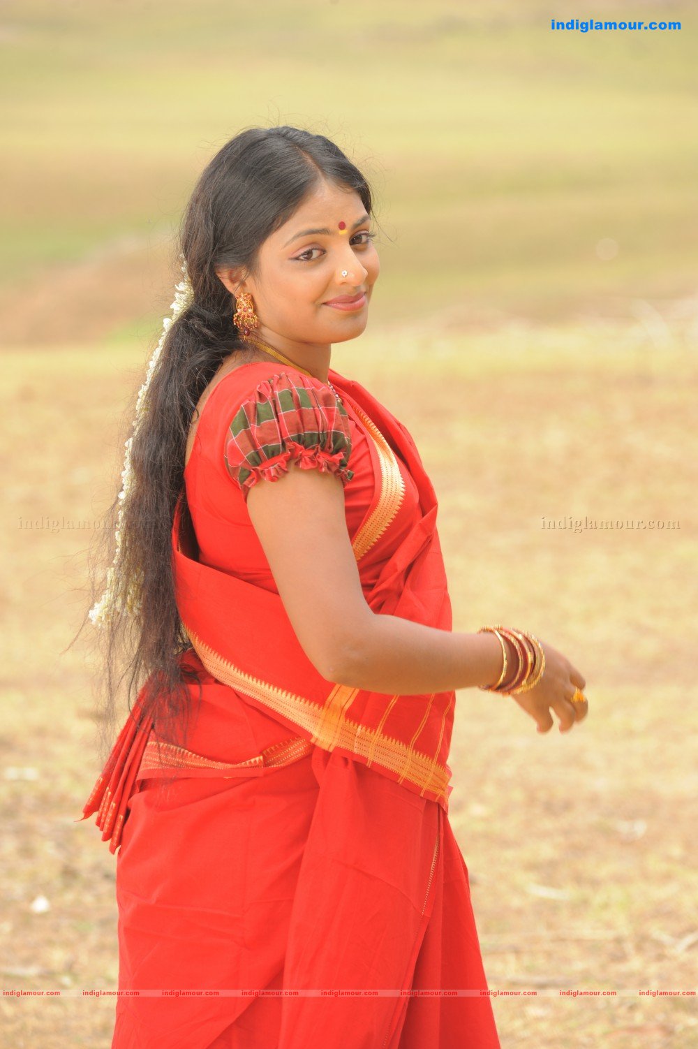 Mythili Actress hd photo