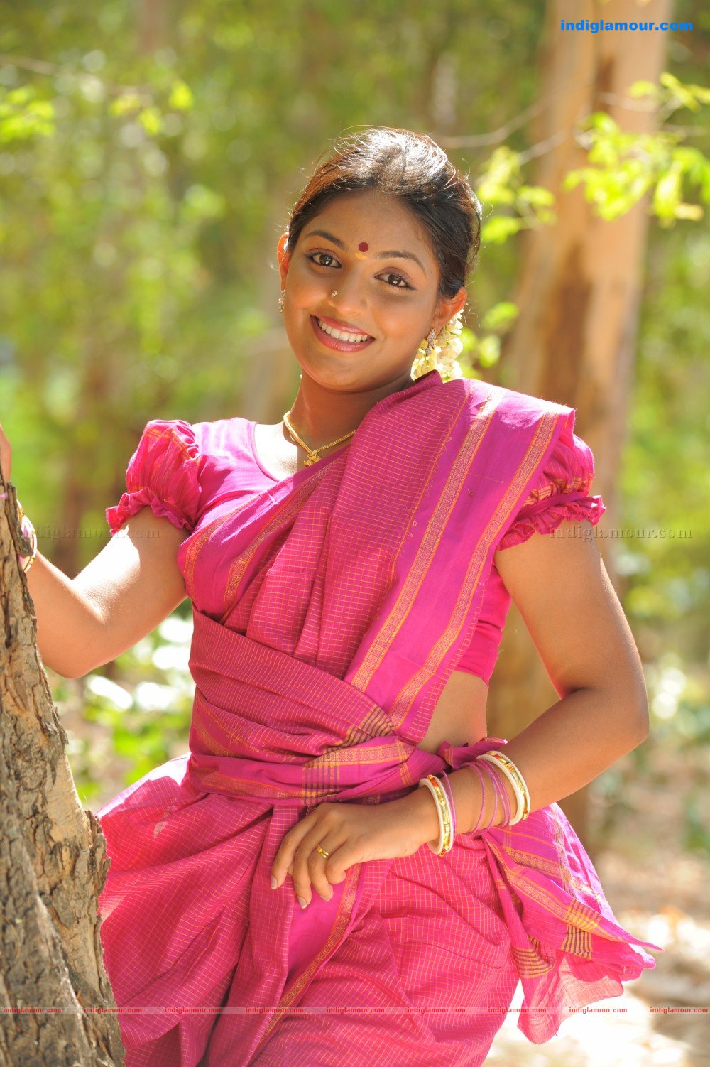 Mythili Actress hd photo