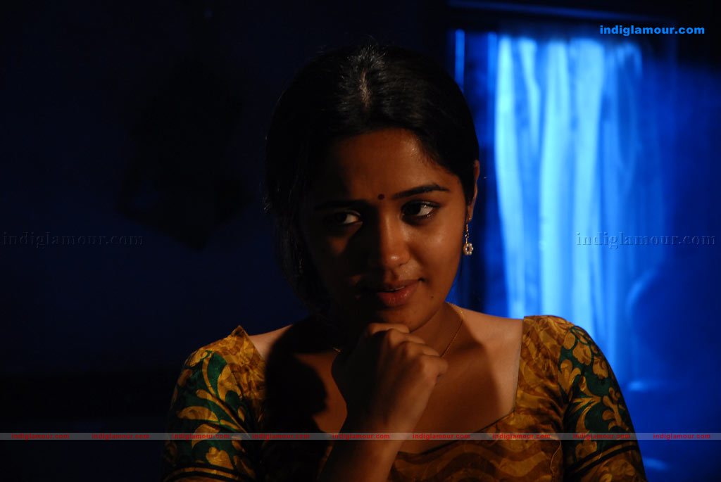 Ananya Actress hd photo