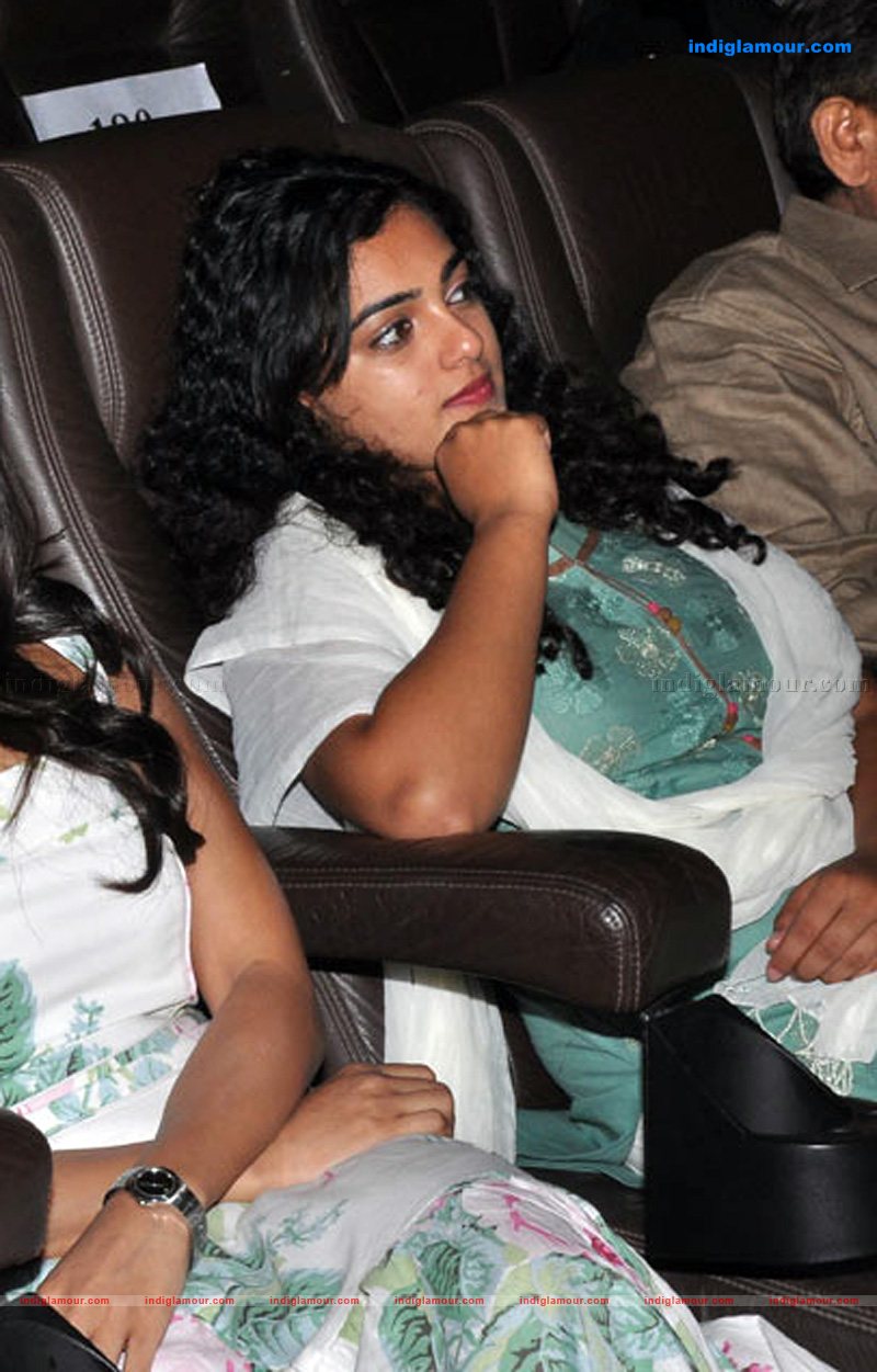 Nithya Menon Actress hd photo