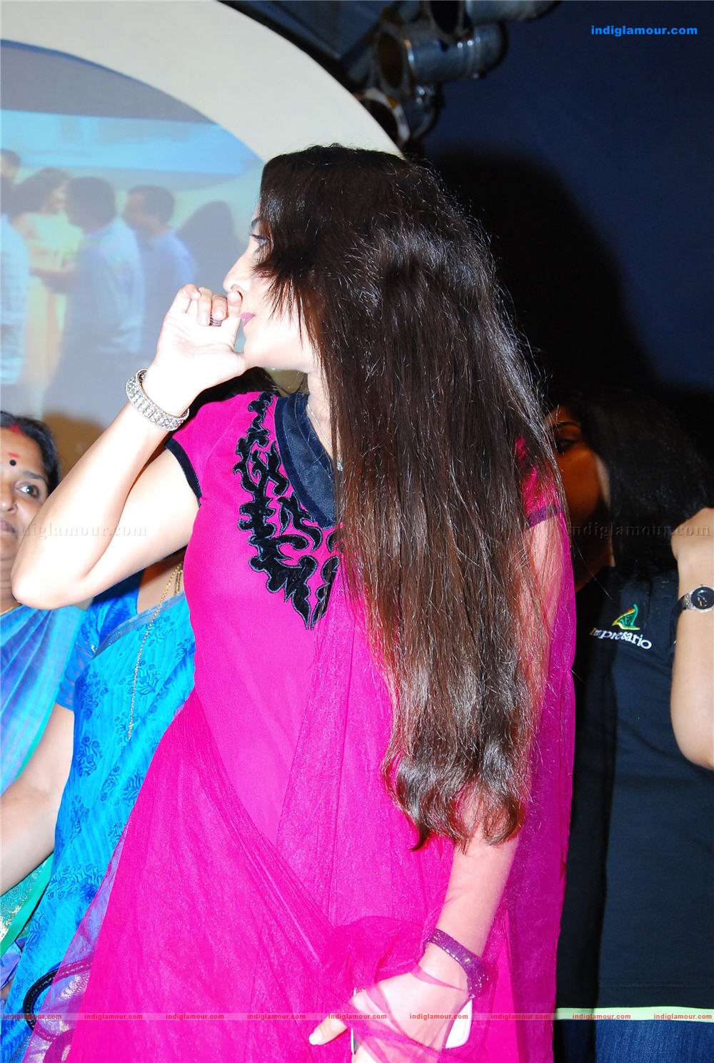 Bhama Actress hd photo