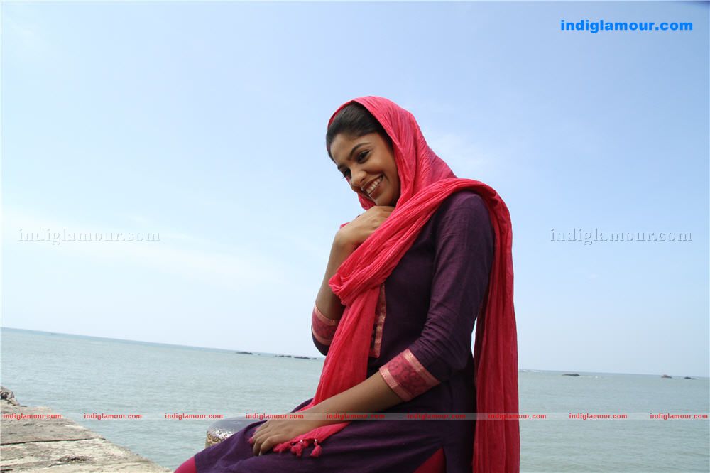 Archana Kavi Actress hd photo