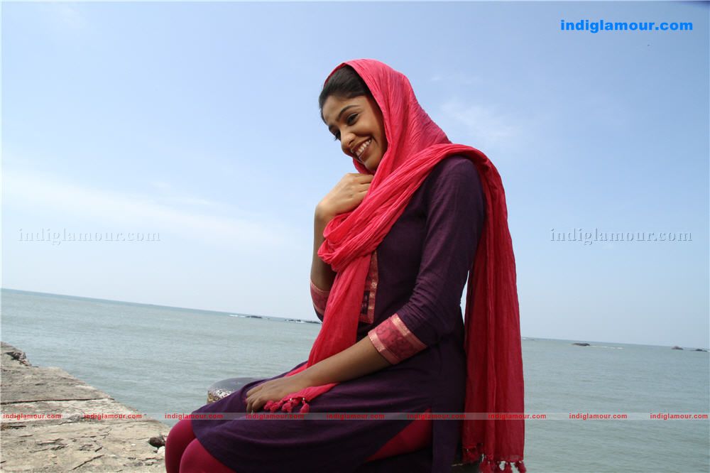 Archana Kavi Actress hd photo