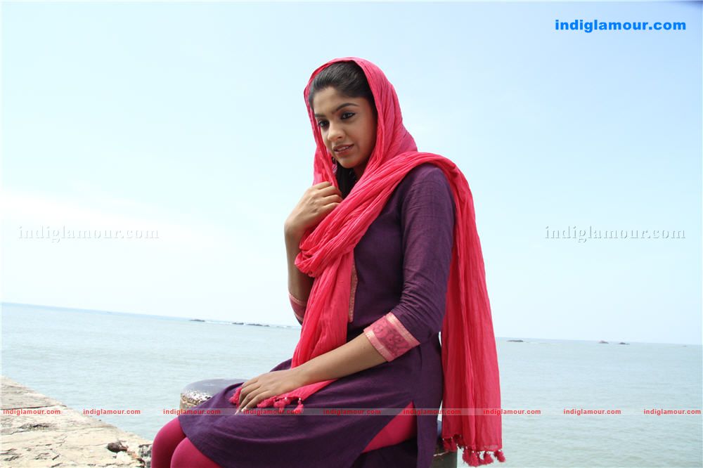 Archana Kavi Actress hd photo