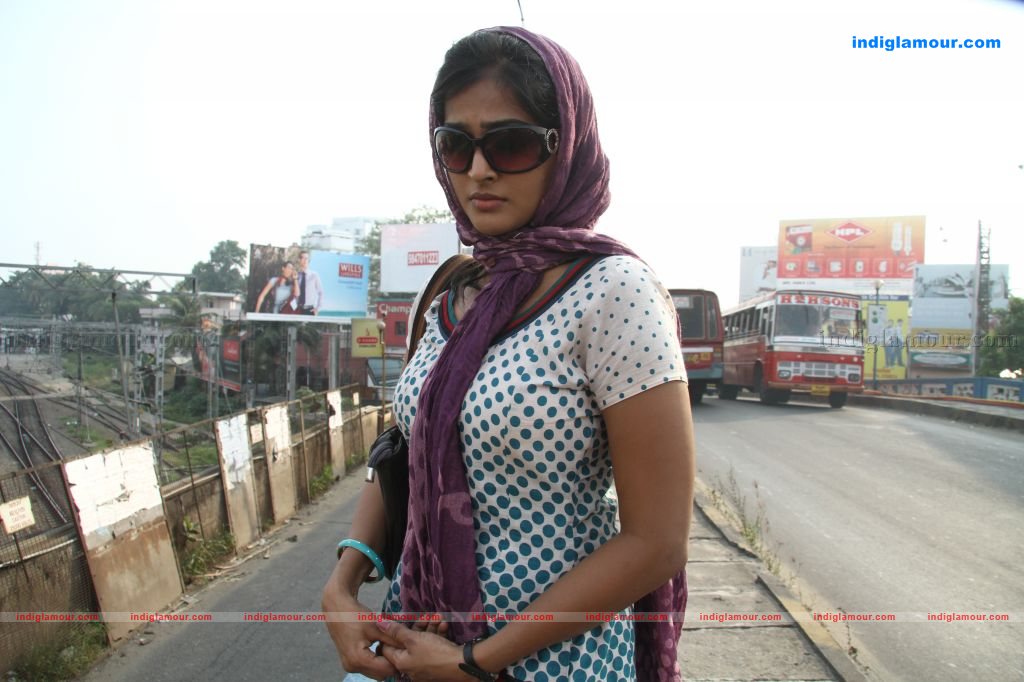 Remya Nambeesan Actress hd photo