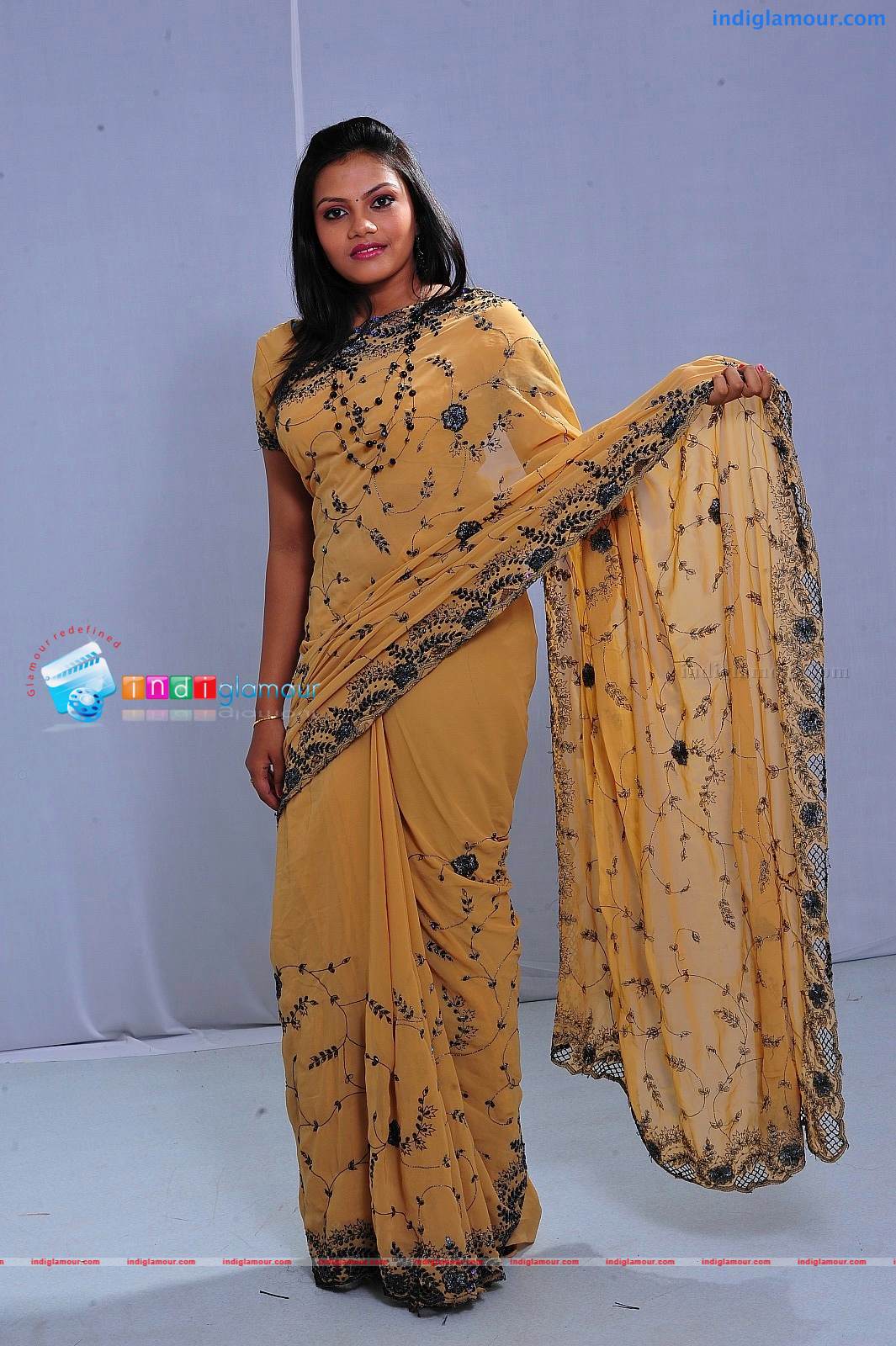Madhavi Actress hd photo