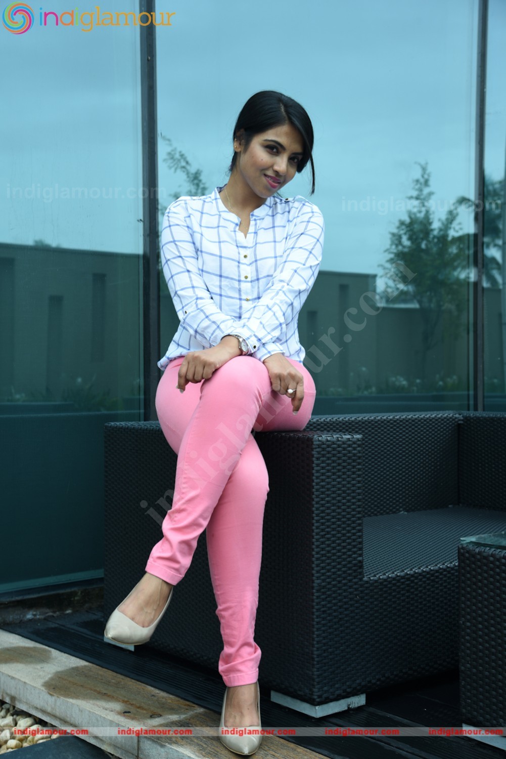 Sasha Gopinath Actress hd photo