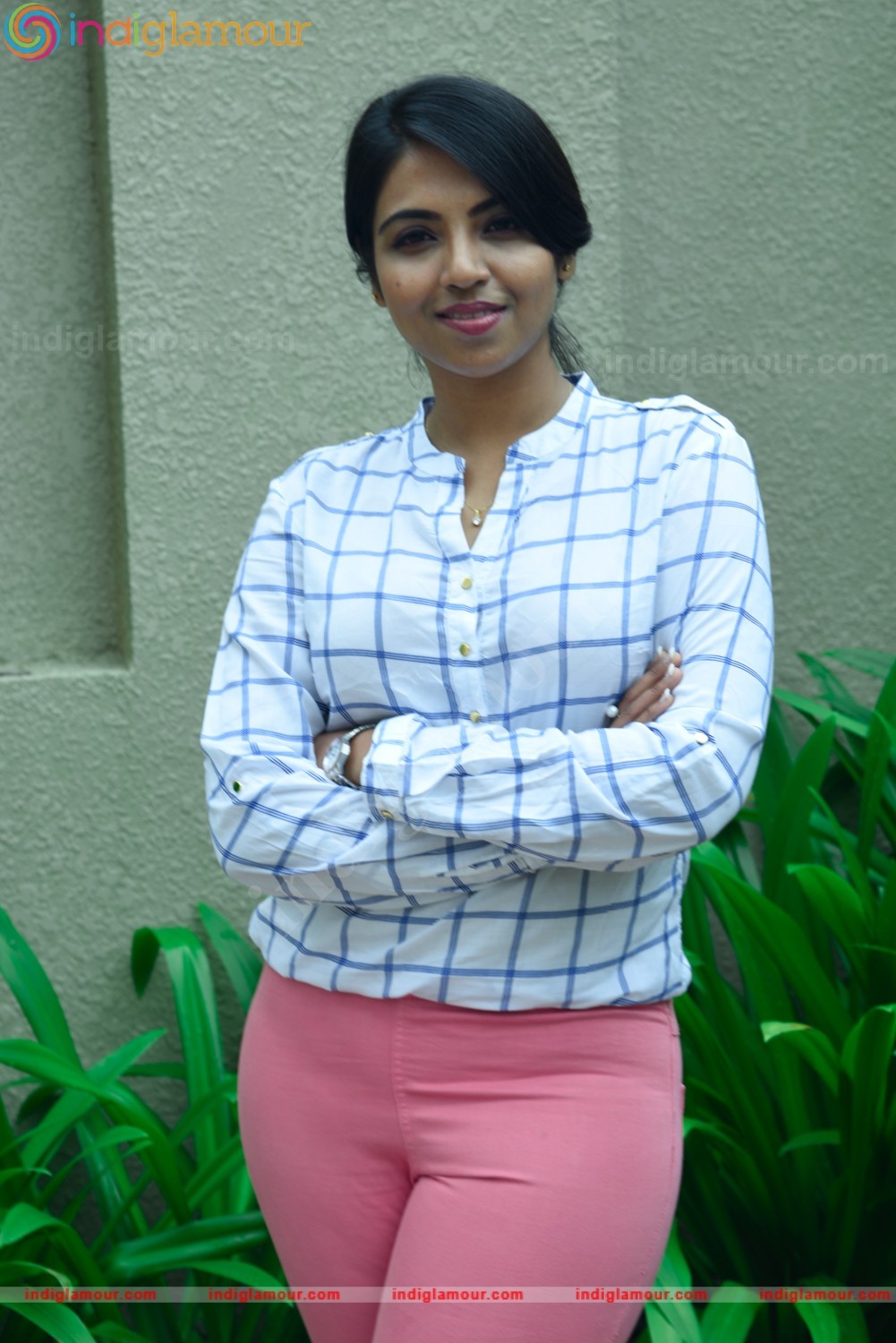 Sasha Gopinath Actress hd photo