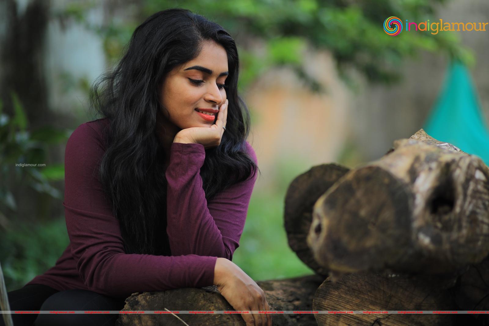 Arathy Sojan Actress hd photo