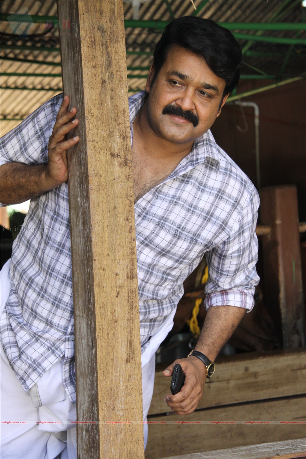 Ividum Swargam Aanu Movie hd photo