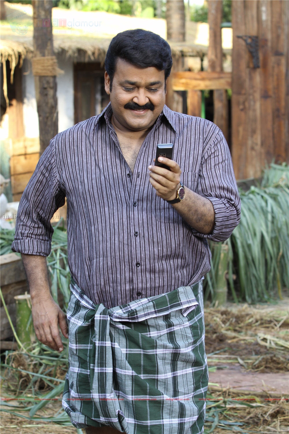 Ividum Swargam Aanu Movie hd photo
